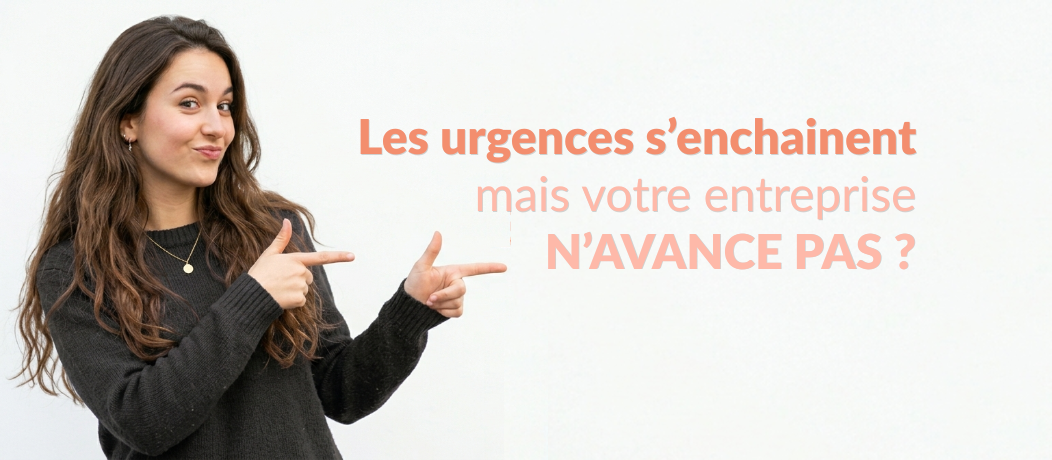 Image illustrant une femme qui montre un message avec ses index et une moue espiègle : Vous avez l'impression de porter toute l'entreprise sur vos épaules ?